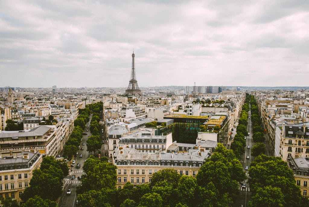 cheap family holiday in France featured image cheap family holiday in France